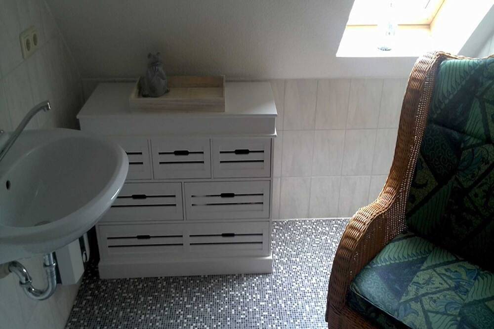 Ganze Wohnung, Wohnung 3 - Gästehaus Alte Schule in Schwarz, Mecklenburgische Seenplatte