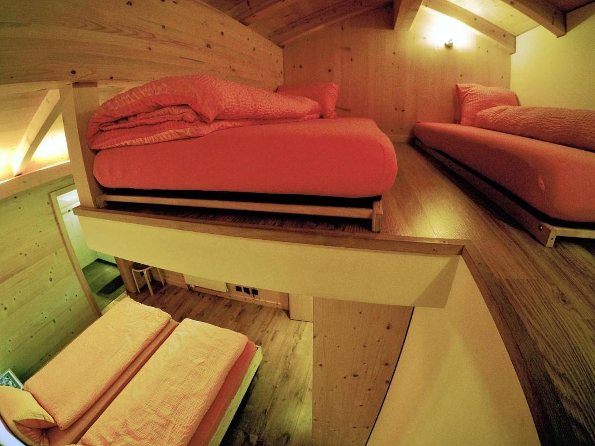 Ganze Wohnung, Alpenchalet Weidhaus Gstaad - verschiedene Wohneinheiten in Gstaad, Saanen