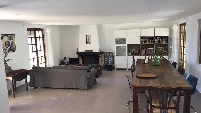 Location de vacances pour 9 personnes, avec jardin et piscine à Berlou - 3