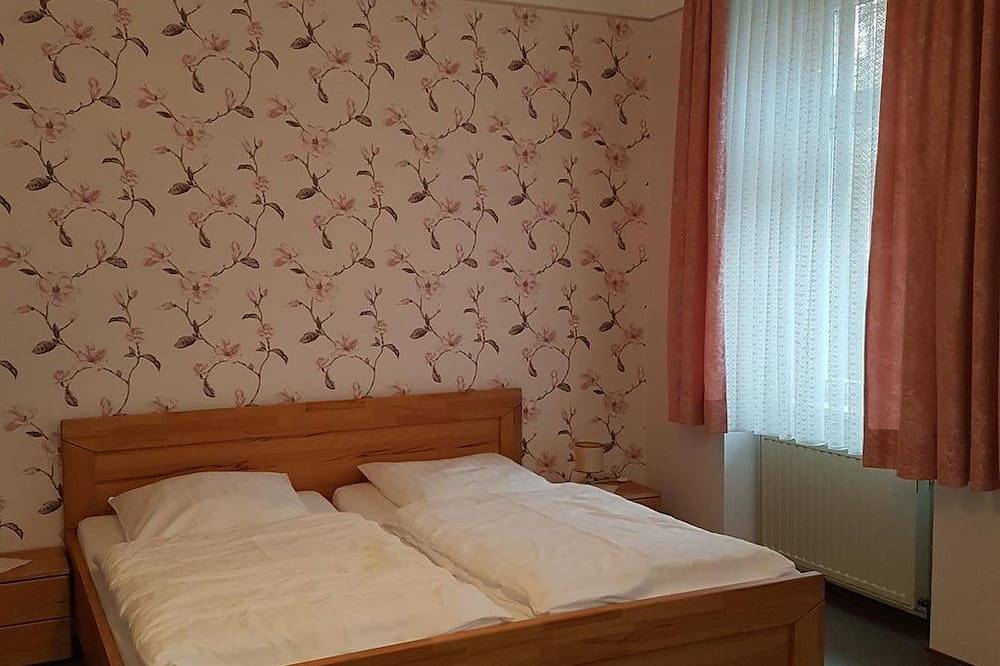 Entire apartment, Appartement/fewo, Dusche, Wc für 1 Person - Haus Häselbarth in Bad Kissingen, Rhön-Bayern