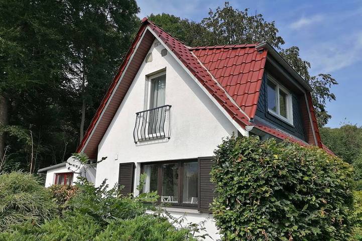 Ferienhaus für 4 Personen, mit Terrasse und Garten in Ahrenshagen-Daskow