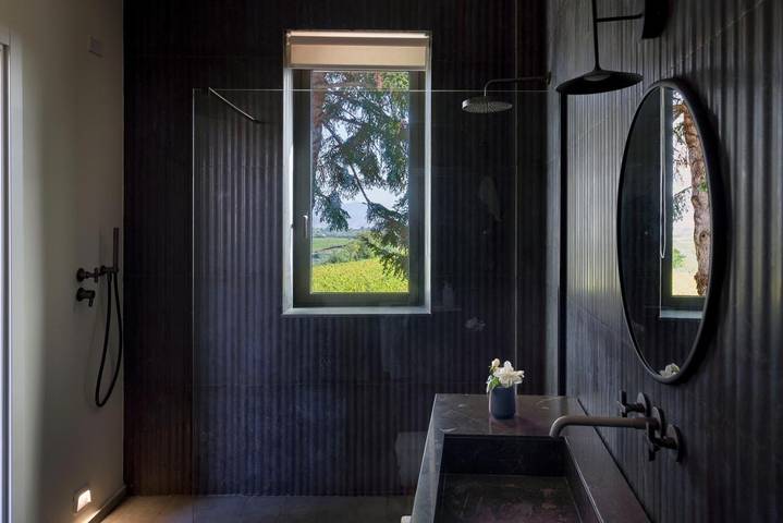 Station pour 2 personnes, avec sauna et jacuzzi ainsi que jardin et piscine à Randazzo - 3