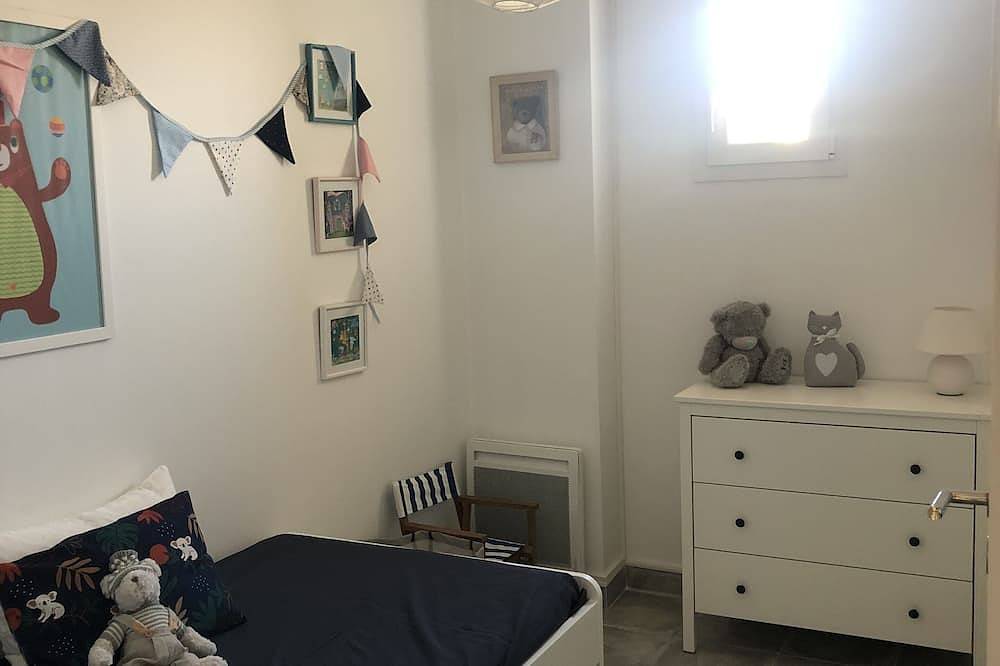 Wonderful villa with heated pool near the Mont Ventoux in Pernes-les-Fontaines, Vaucluse