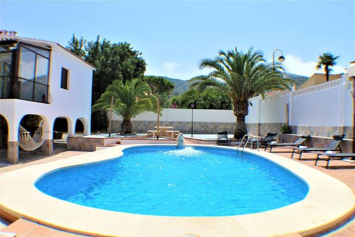 Casa rural para 20 personas, con jardín además de vistas y piscina en Benidorm - 3