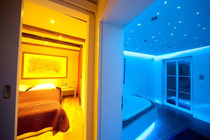 Ferienhaus für 4 Personen, mit Balkon/Terrasse und Whirlpool sowie Balkon im Taubertal - 4