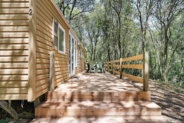 Mobilheim im Feriendorf: Klimaanlage, Gemeinschaftspool, ruhige Waldlage in Calviac-en-Périgord, Périgord Noir