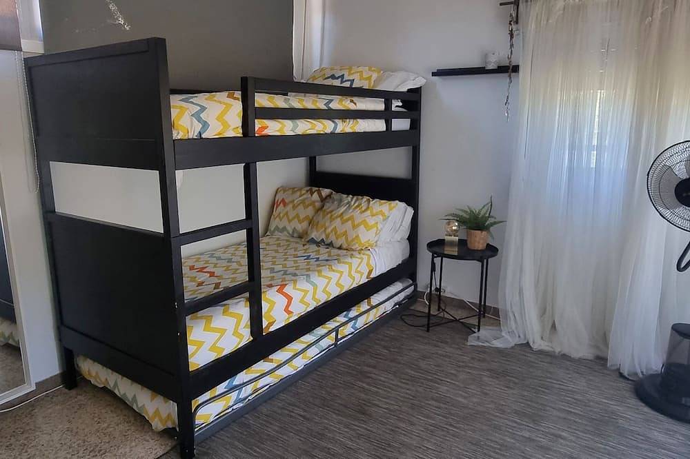 Estupendo chalet vacacional, a pie de rio Verdugo in Sotomayor, Provincia de Pontevedra