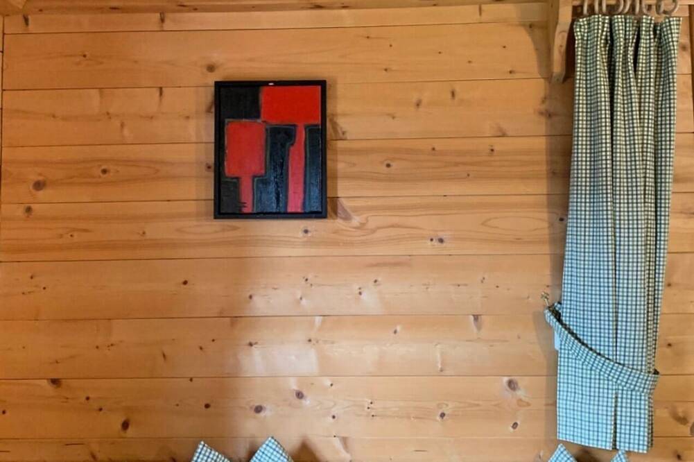 Gemütliche Vollholz Almhütte in den Zillertaler Alpen in Tuxer Alpen, Hippach