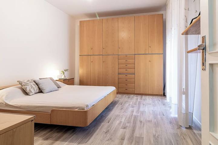 Appartamento intero, Freschissimo accogliente app.to appena ristr. per fam. anche lunghi soggiorni in Castelfranco Emilia, Provincia di Modena