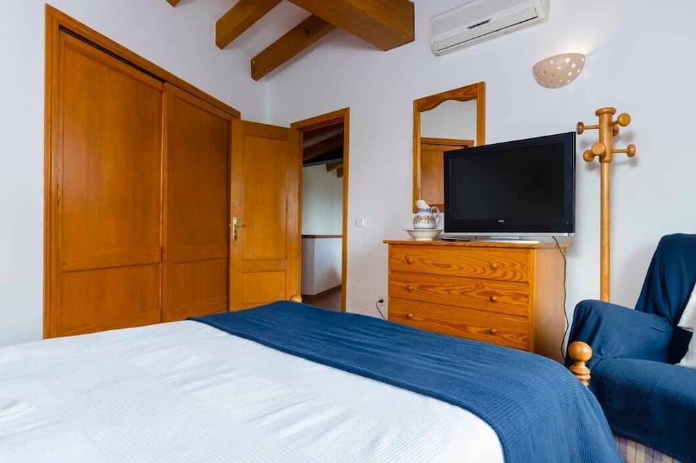 Casa Rural Ideal Para Familias Con Piscina Privada, Barbacoa Y Wifi in Selva (Mallorca), Interior de Mallorca