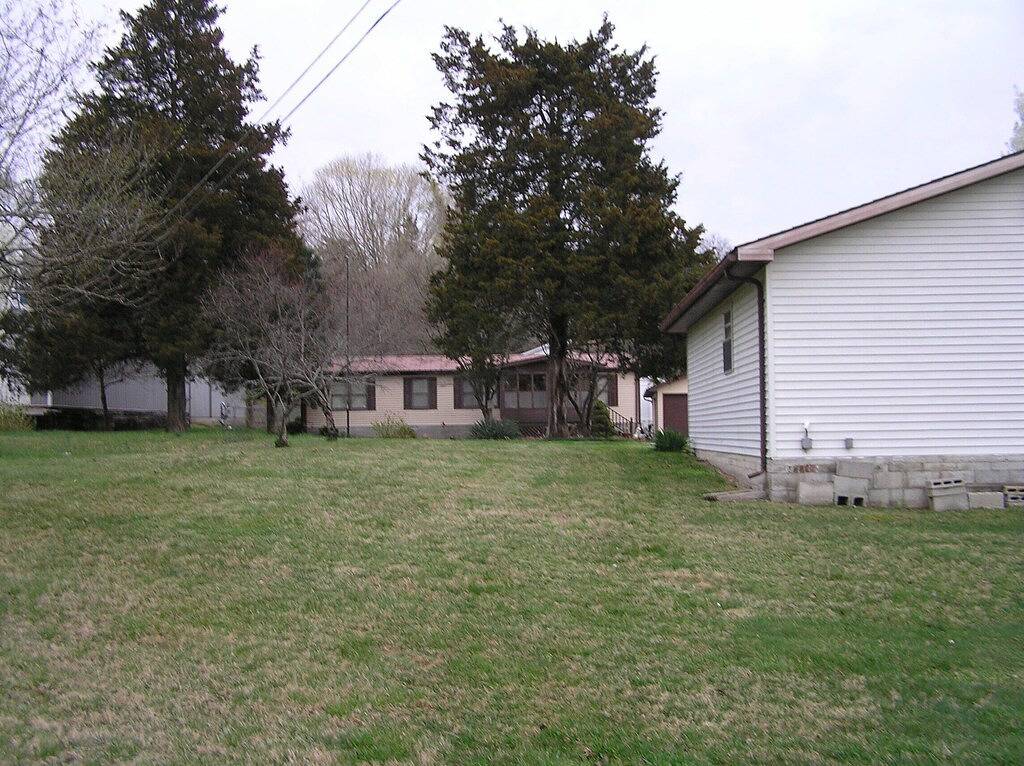 1-Mile from Conley Bottom's ramp in Lake Cumberland