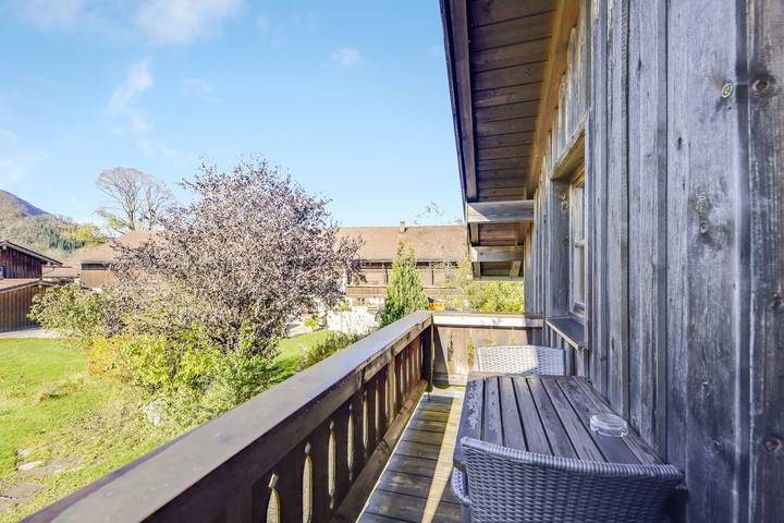 Appartement entier, Appartement de rêve "Kotalm" avec balcon, jardin et Wi-Fi in Wegscheid (Lenggries), Lenggries