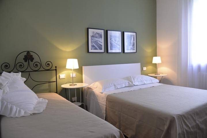 B&b per 3 persone, con Terrazza e Idromassaggio nonché Giardino e Panorama a Riccione