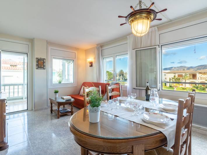 Gîte pour 4 personnes, avec balcon à Castelló d'Empúries - 2