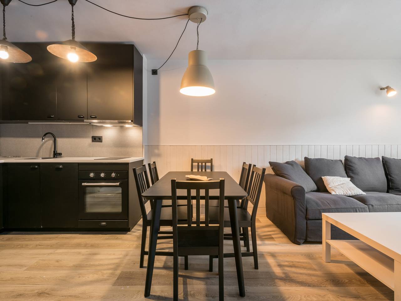 Apartamento entero, Apartamento renovado cerca del teleférico en Baqueira 1500, ideal para familias y amigos in Baqueira, Alto Arán