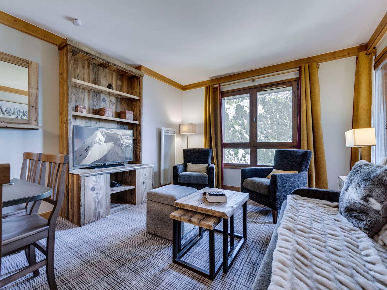 Geheel appartement, Cozy ski-in ski-out apartment with pool and jacuzzi, Arc 1950 in Arc 1950, Bourg-Saint-Maurice