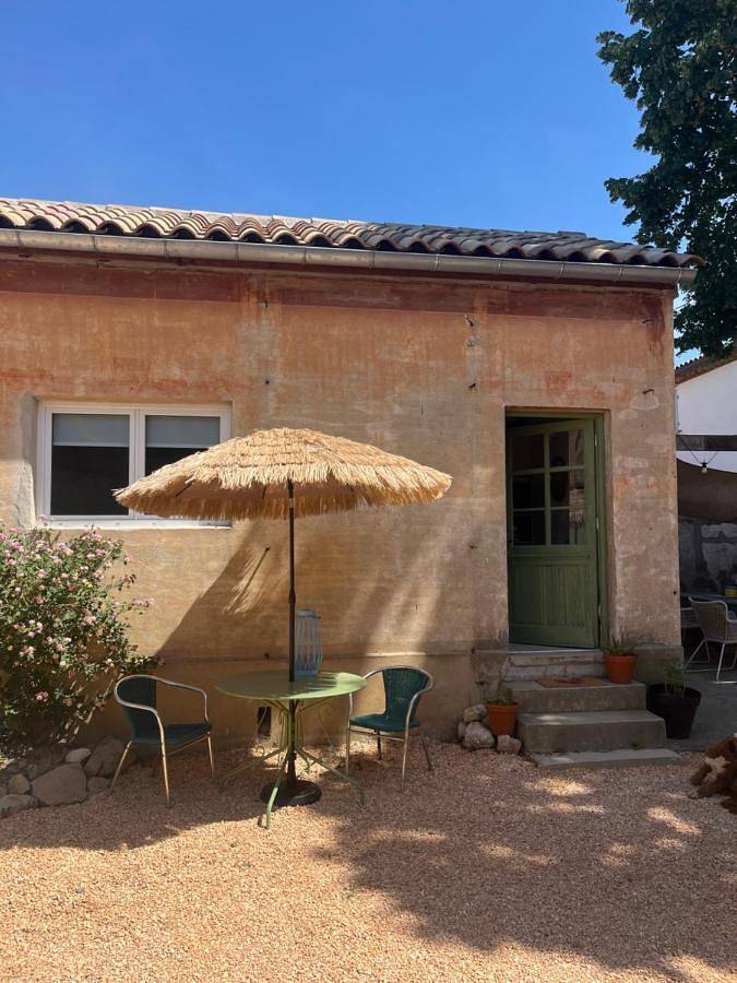 Le Son des Violons in Sallèles-d'Aude, Côte méditerranéenne (France)