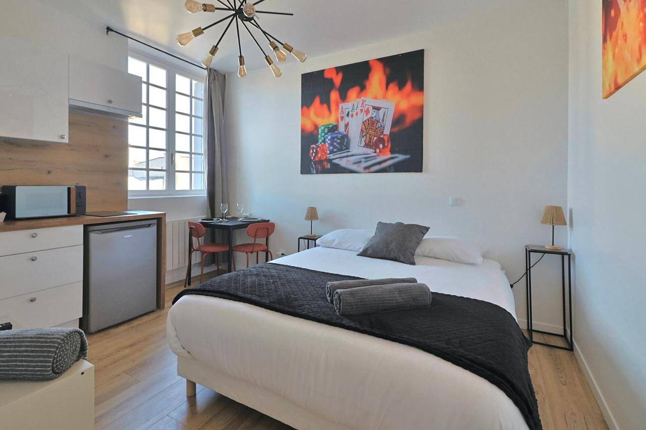 Appartement entier, Sc5 - Studio Cosy - Enghien Gare - Lac et Casino à pied in Enghien-les-Bains, Val-d'Oise