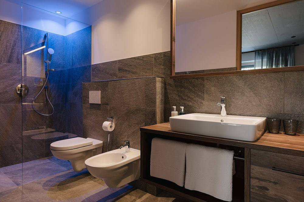 Ganze Wohnung, Apartment Rienz – Urlaub auf dem Bauernhof zwischen Natur und Erholung in Viums, Natz-Schabs