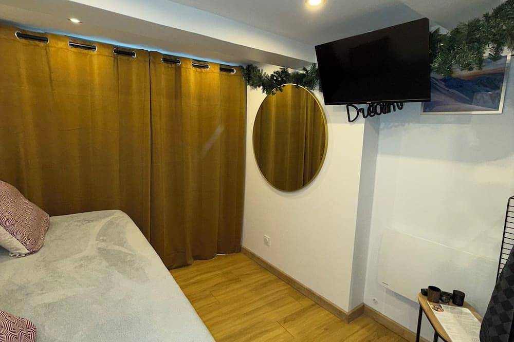 Appartement entier, Studio Cocon Design in Saint-André-les-Alpes, Région Castellane