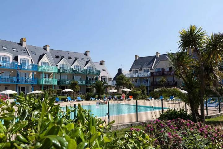 Location de vacances pour 5 personnes, avec piscine et vue, animaux acceptés à Guilvinec