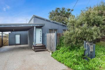 Holiday Home for 8 People in Blairgowrie, Mornington Peninsula, Photo 4