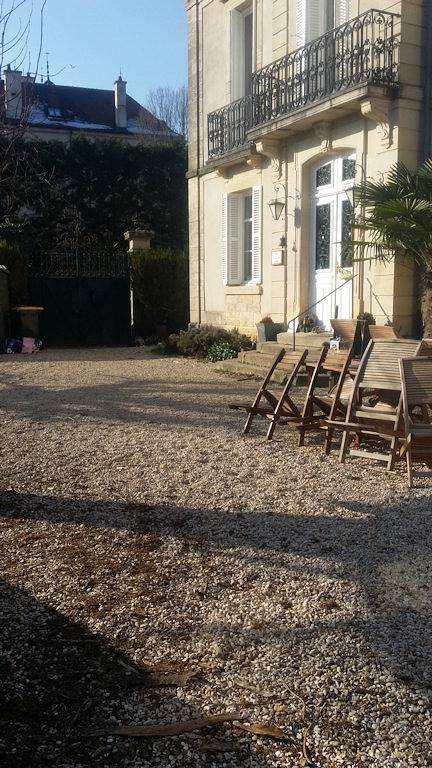 Villa les pieds dans l'Ouche in Barbirey-sur-Ouche, Région de Dijon