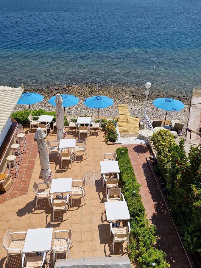 Appart’hôtel pour 5 personnes, avec Balcon et Terrasse ainsi que Jardin et Vue