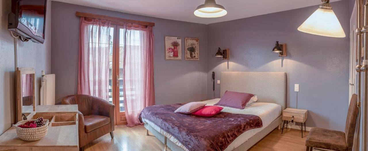 Hotel-Restaurant Le Sorgia in Lancrans, Gex