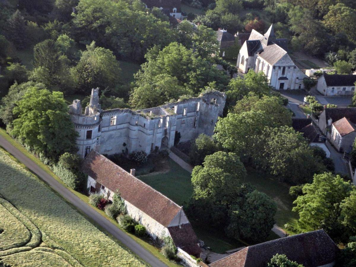 Château de Veuil in Veuil, Vallée de la Loire