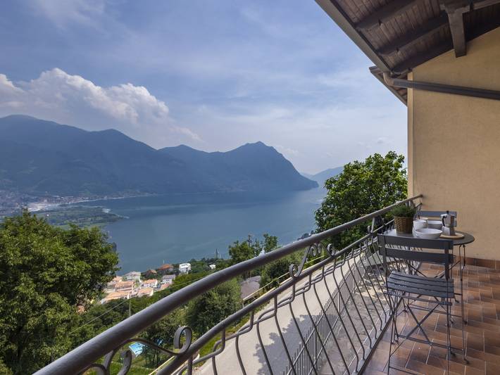 Appartamento vacanze per 4 persone, con terrazza e giardino nonché vista lago, con animali domestici - 1