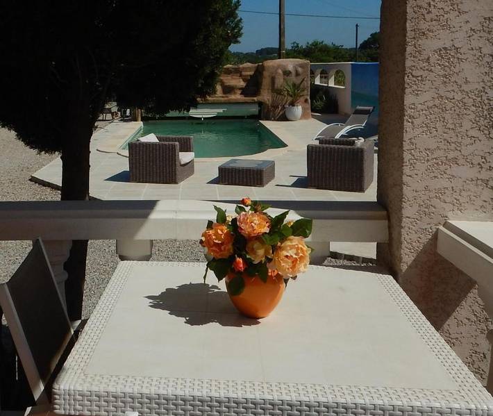 Chambre d’hôte pour 2 personnes, avec Terrasse ainsi que Jardin et Piscine