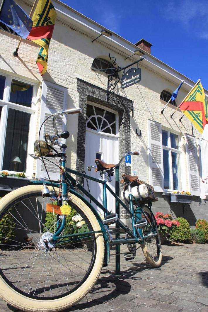 Hôtel pour 6 personnes, avec Terrasse et Jacuzzi ainsi que Jardin et Piscine à Horebeke
