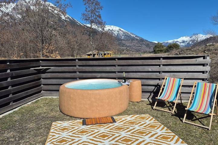 Chalet für 6 Personen, mit Garten und Whirlpool, mit Haustier - 1