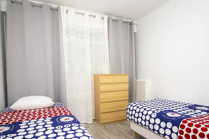 Ganze Wohnung, Spacious T4 Ideal for groups in Créteil, Val-de-Marne