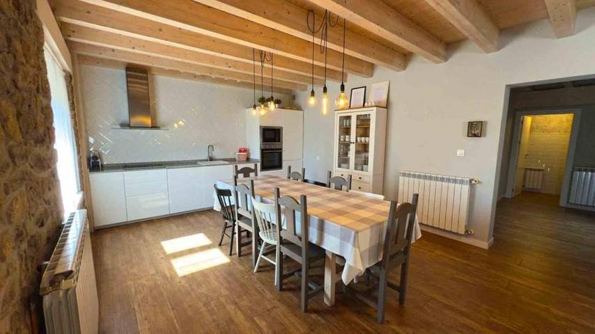 Casa rural para 12 personas, con jardín y vistas en Hermandad de Campoo de Suso - 4