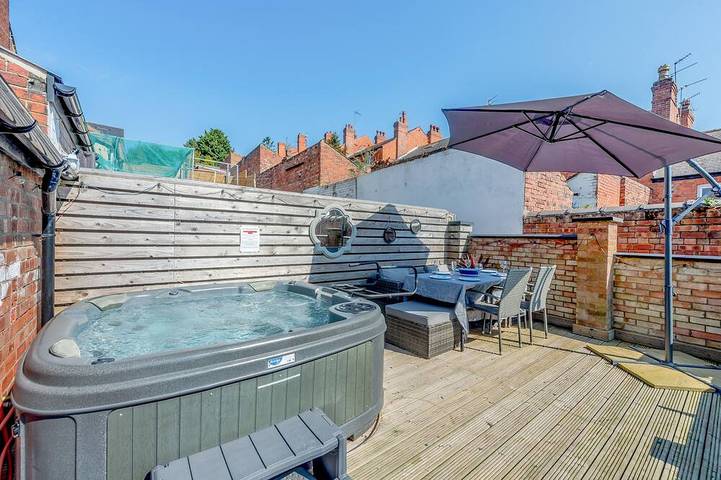 Casa vacacional para 8 personas, con jardín y jacuzzi, Se admiten mascotas en Lincoln