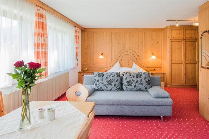 Ganze Ferienwohnung, Superior Doppelzimmer in Hinterhornbach, Allgäuer Alpen (Österreich)