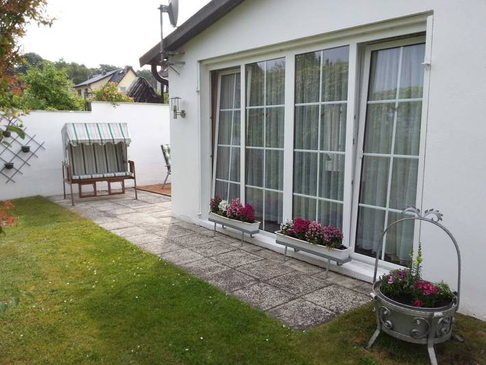 Bungalow für 3 Personen, mit Terrasse und Seeblick in Koserow - 2