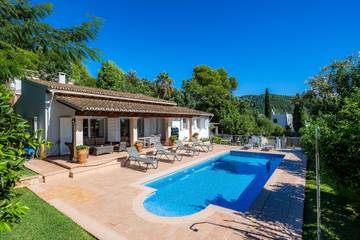 Villa in Crestatx, Sa Pobla für 6 