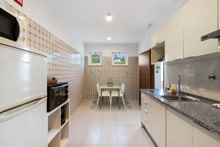 Ferienwohnung für 4 Personen, mit Kinderpool und Garten in Faro - 4