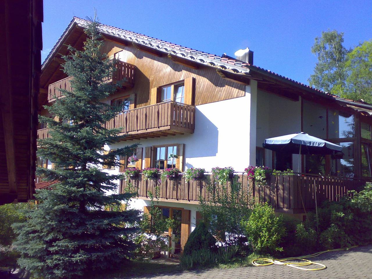 Ganze Wohnung, Ferienwohnung 'G' mit Balkon und Wi-Fi in Alb-Donau-Kreis