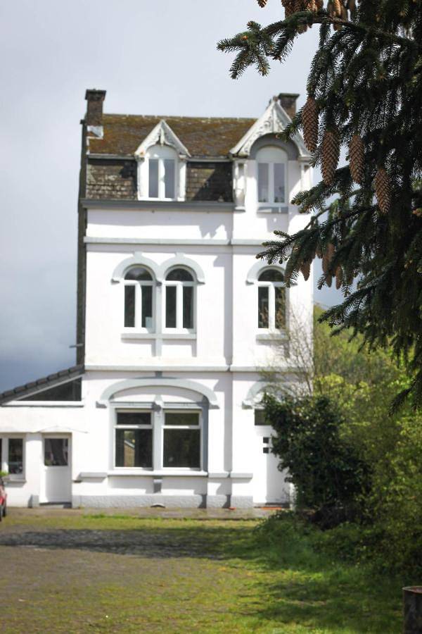 Gîte pour 4 personnes, avec piscine ainsi que terrasse et vue à Sprimont - 3