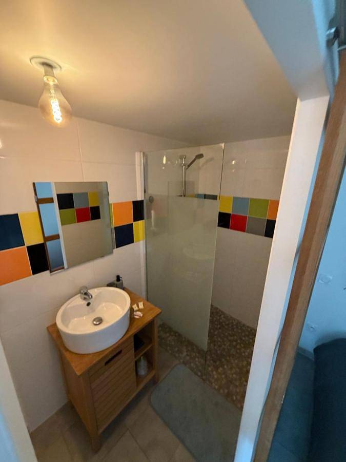 Gîte pour 3 personnes, avec terrasse à Lespignan - 2