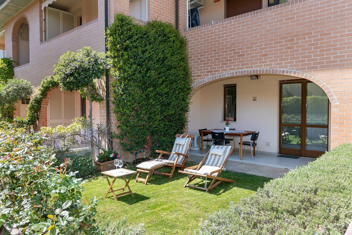 Monolocale intero, Studio Residence Valle Fiorita con piscina condivisa e Wi-Fi a Riotorto in Riotorto, Costa degli Etruschi
