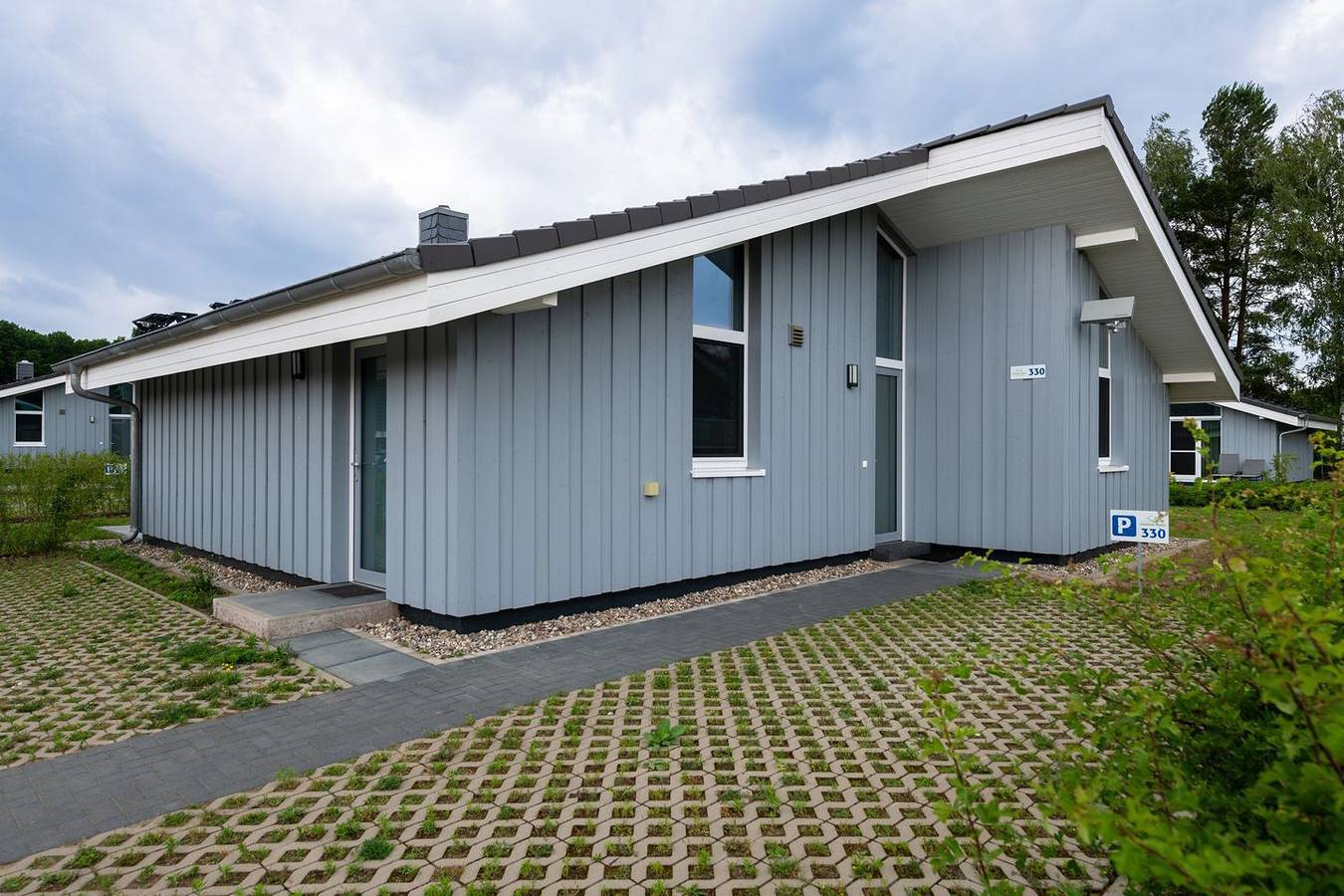 Seeschwalbe 330 - Das skandinavische Familienhaus für 4 mit Sauna und Whirlpool in Mirow, Mecklenburg-Strelitz