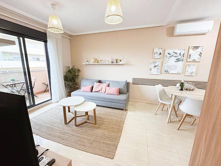 Appartement de vacances pour 5 personnes, avec balcon ainsi que vue et piscine - 1
