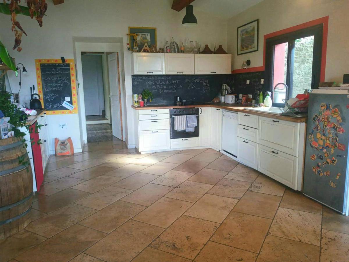 Family Room with Mountain View in Saint-André-de-Majencoules, Parc national des Cévennes