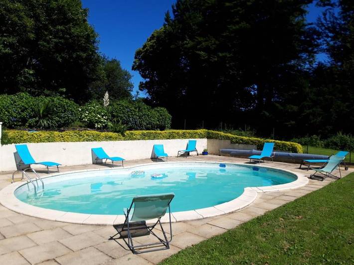 Location de vacances pour 6 personnes, avec Terrasse et Jardin ainsi que Bassin pour enfant et Piscine à Langoëlan - 4