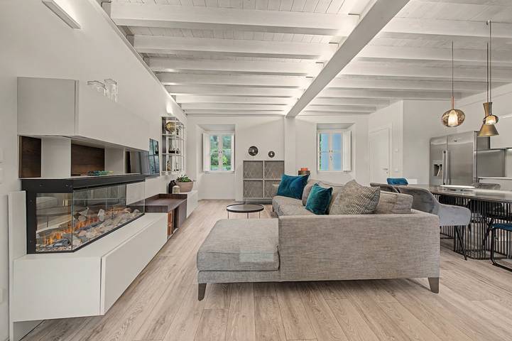 Maison de vacances 'Miramontiluxuryiseo' avec vue montagne, Wi-Fi et climatisation in Iseo, Commune de Iseo